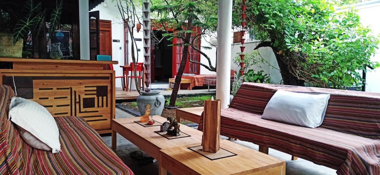 Rituale Guest House - Surf & Yoga Mirissa Exterior foto